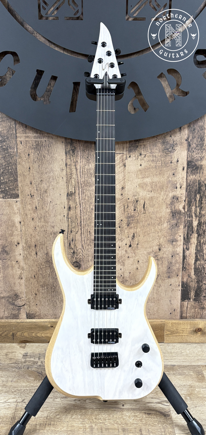 NEW Skervesen Velociraptor 6 White Swamp Ash