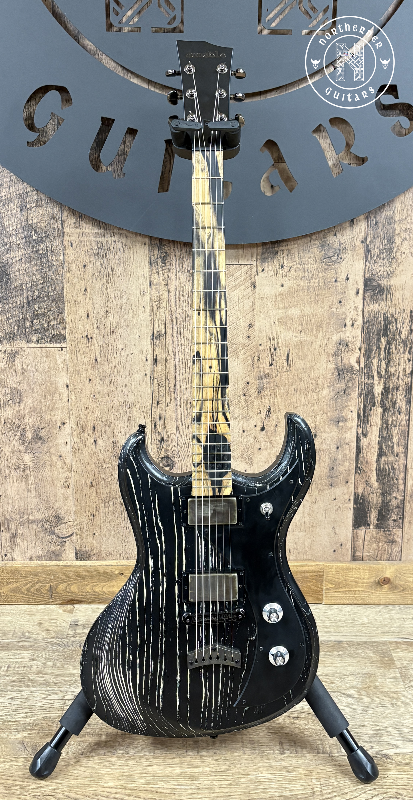 USED Dunable Gnarwhal 2024 Black / Creme Scarred Swamp Ash
