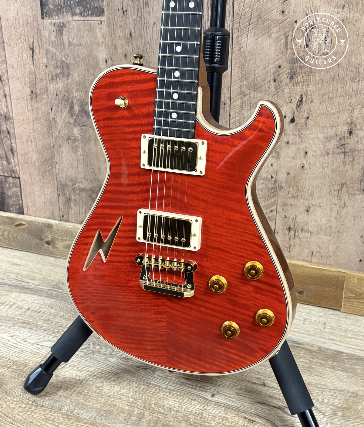 DEMO Knaggs Kenai HB T2 2025 Orange