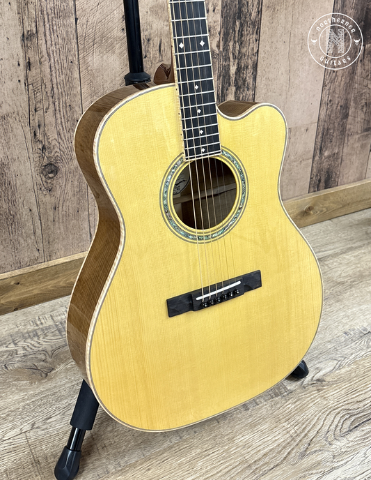 USED Knaggs Patuxent 2025 Curly Myrtle Back and Sides / Spruce Top