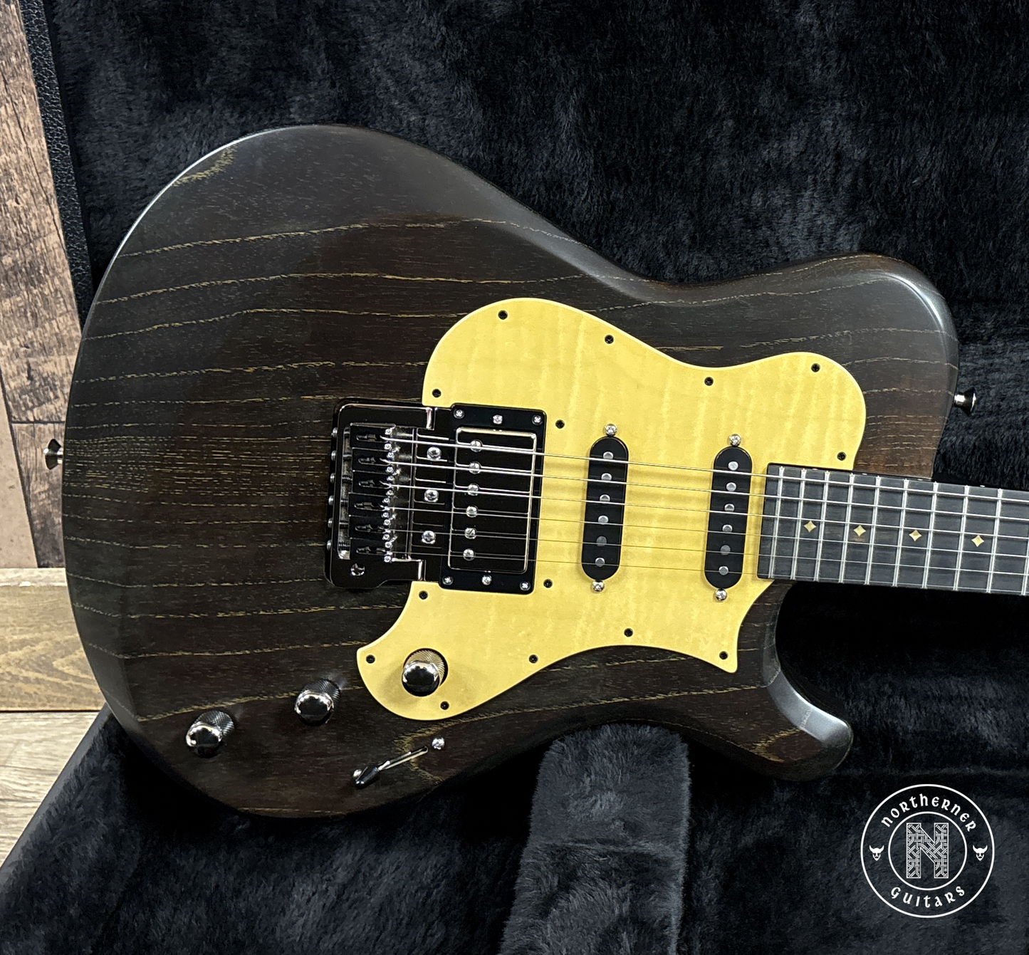 NEW Knaggs Choptank Brown / Gold Driftwood