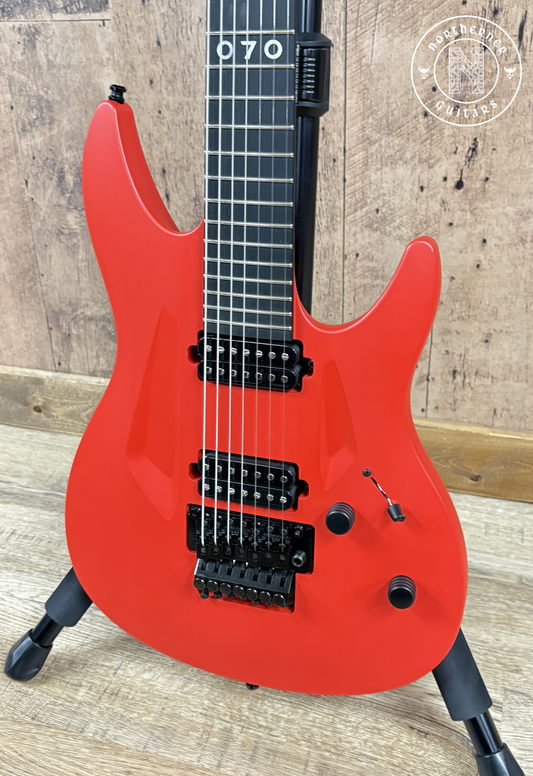 USED Aristides 070R 2022 Bright Red