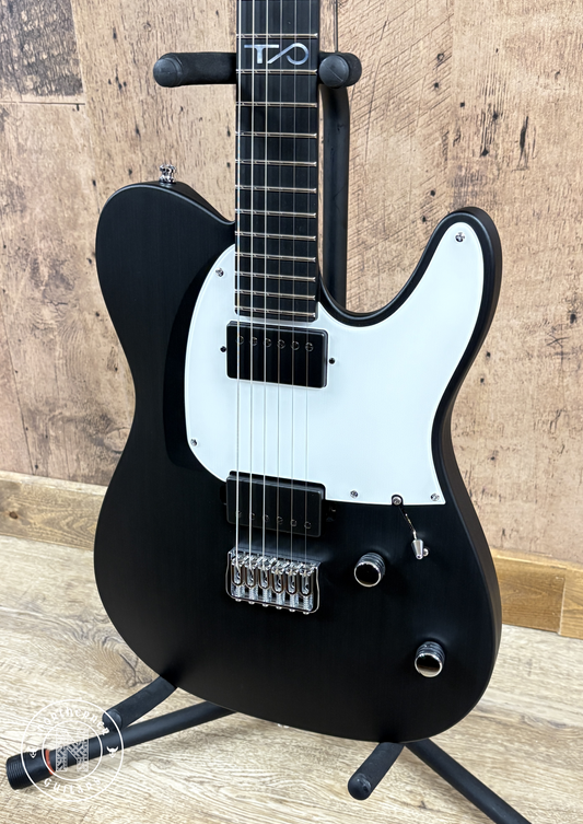 NEW Aristides T/0R Black