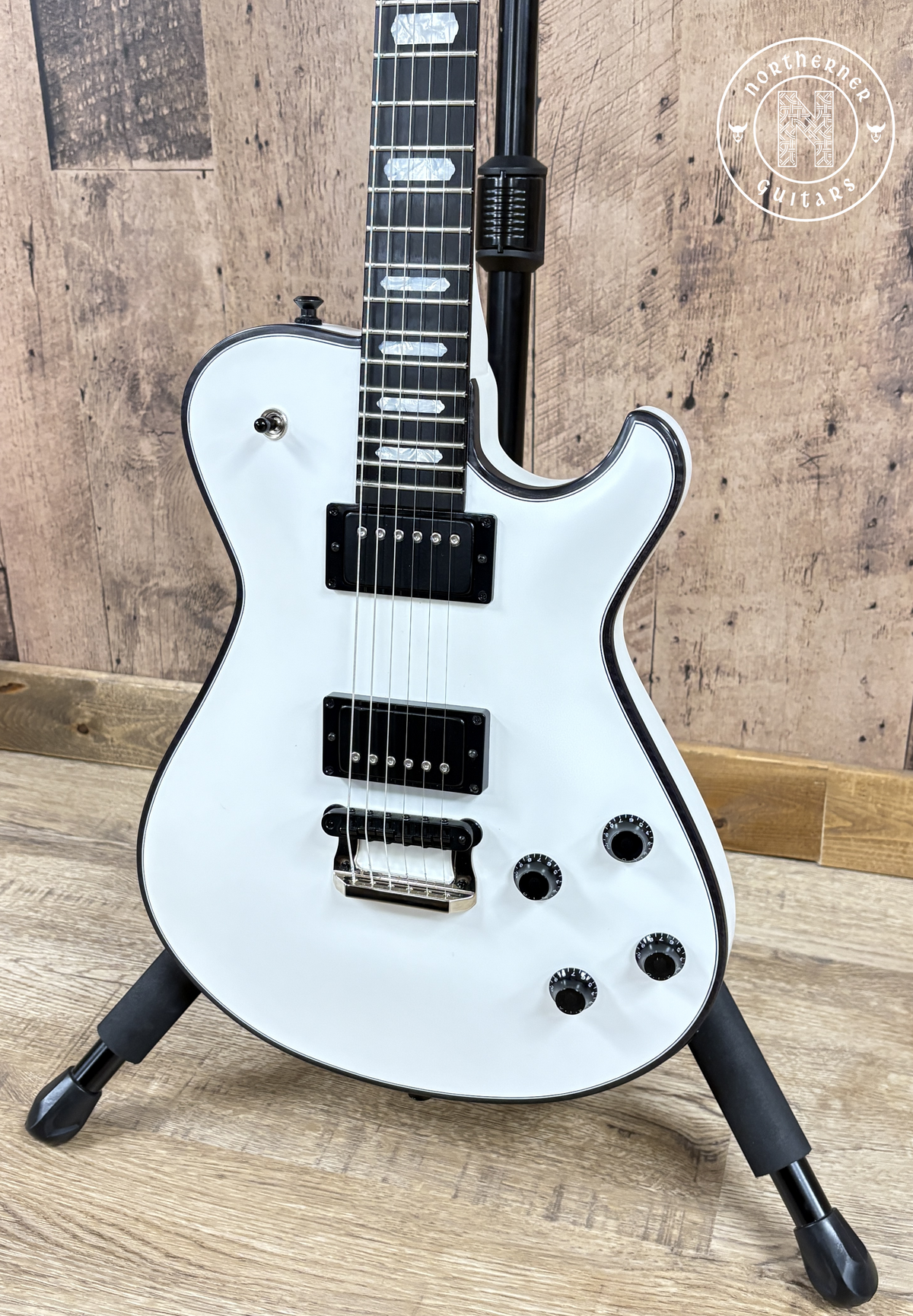 USED Knaggs Kenai 2025 White