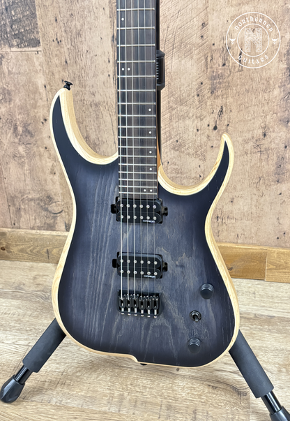 NEW Skervesen Velociraptor 6 Black Swamp Ash