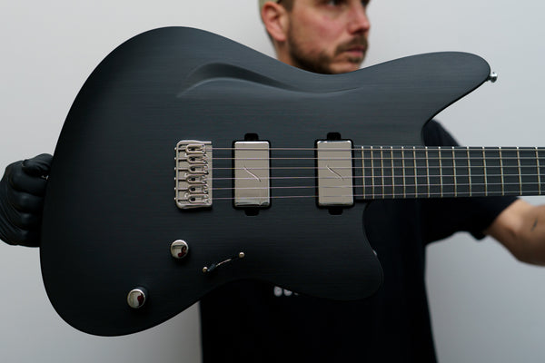 NEW Aristides STX6R Black