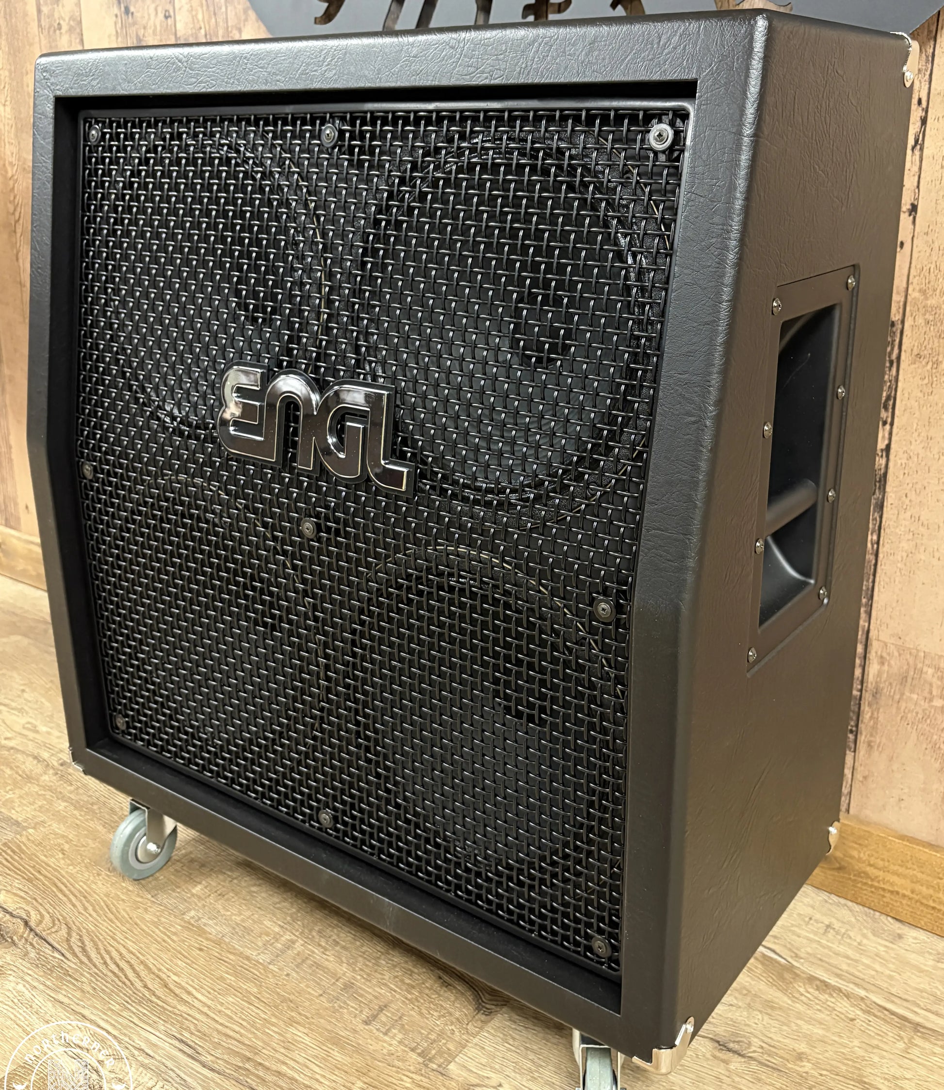 NEW ENGL 4x12 Angled Cab E412VSB Cabinet - Northerner Guitars