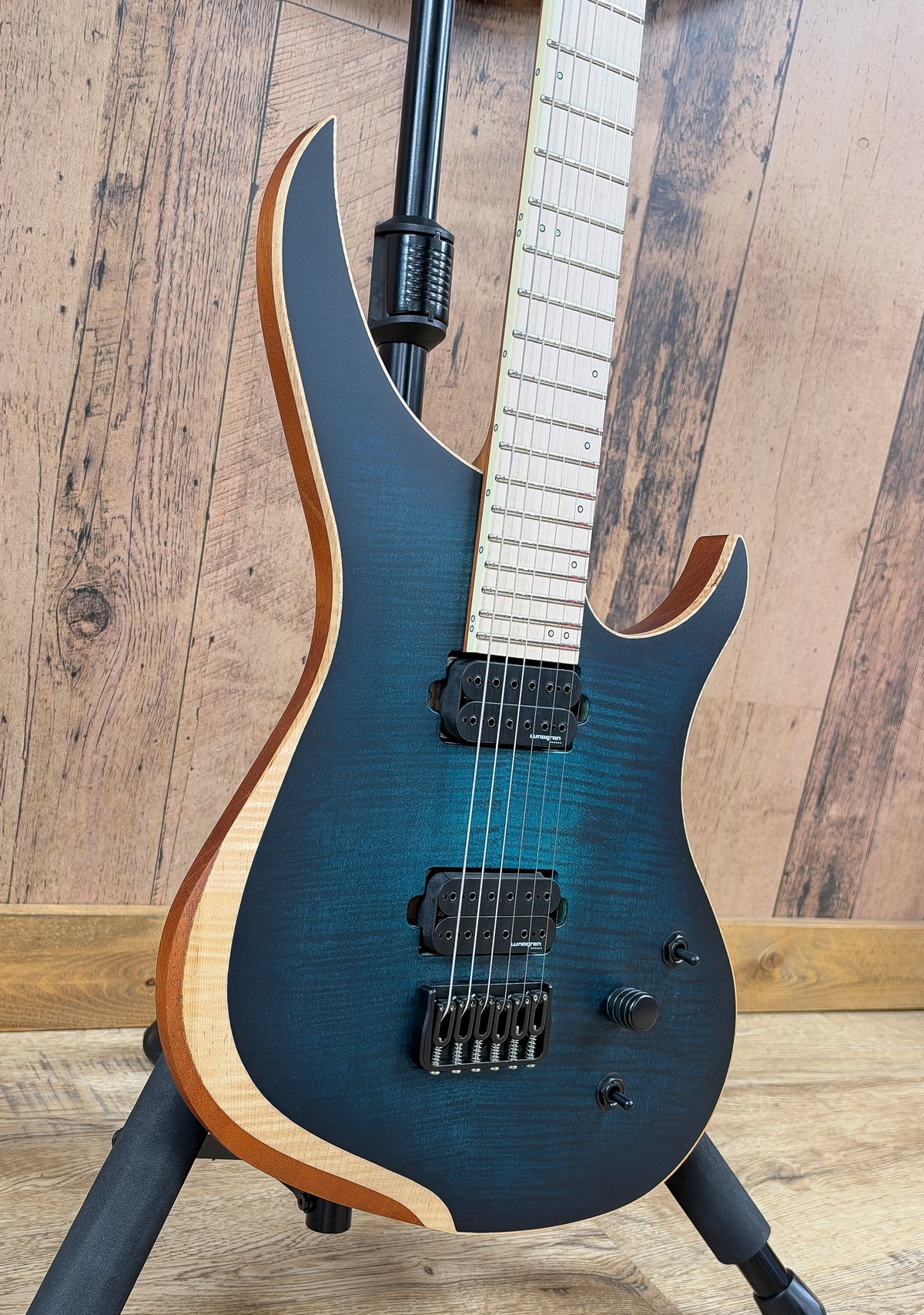 NEW Skervesen 4AP 6 Flame Maple Aqua Burst