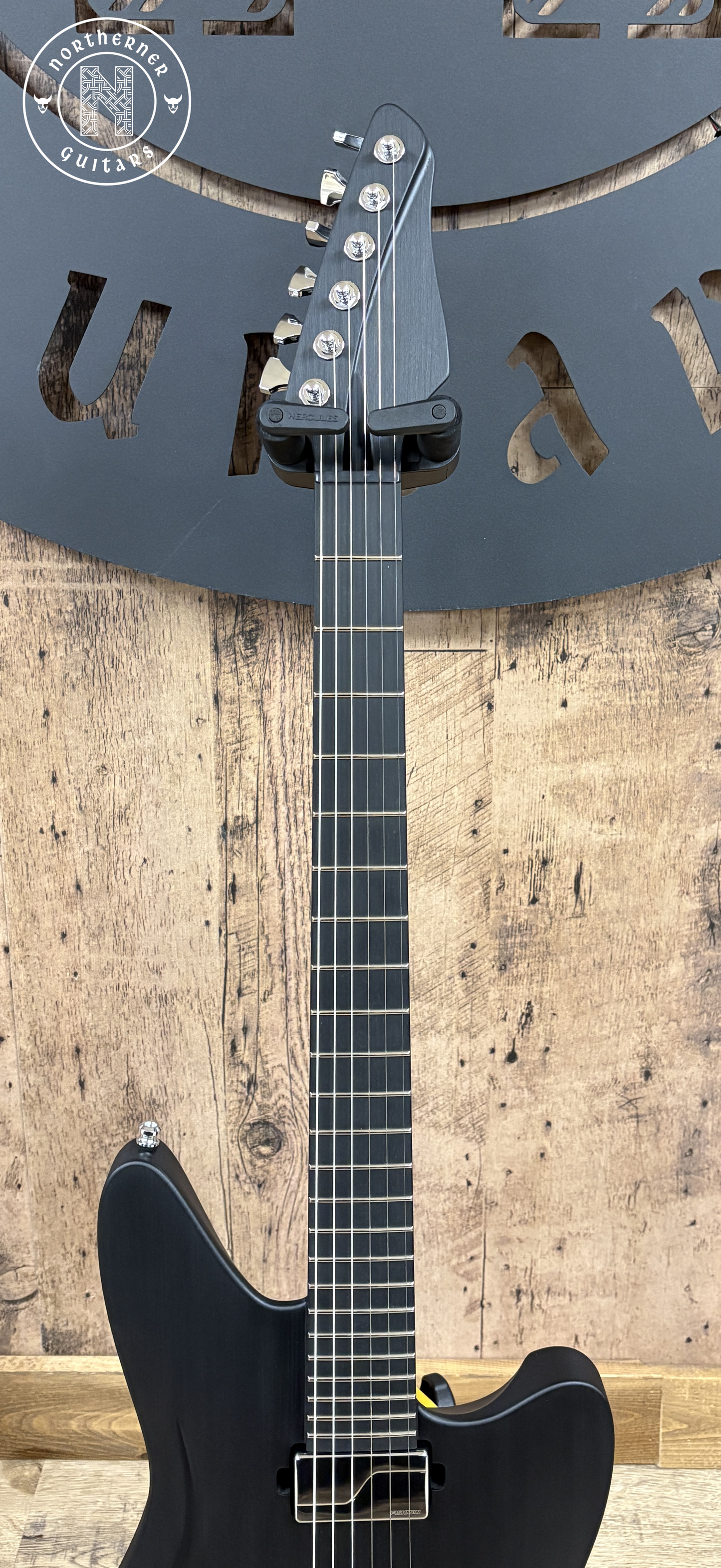 NEW Aristides STX6R Black