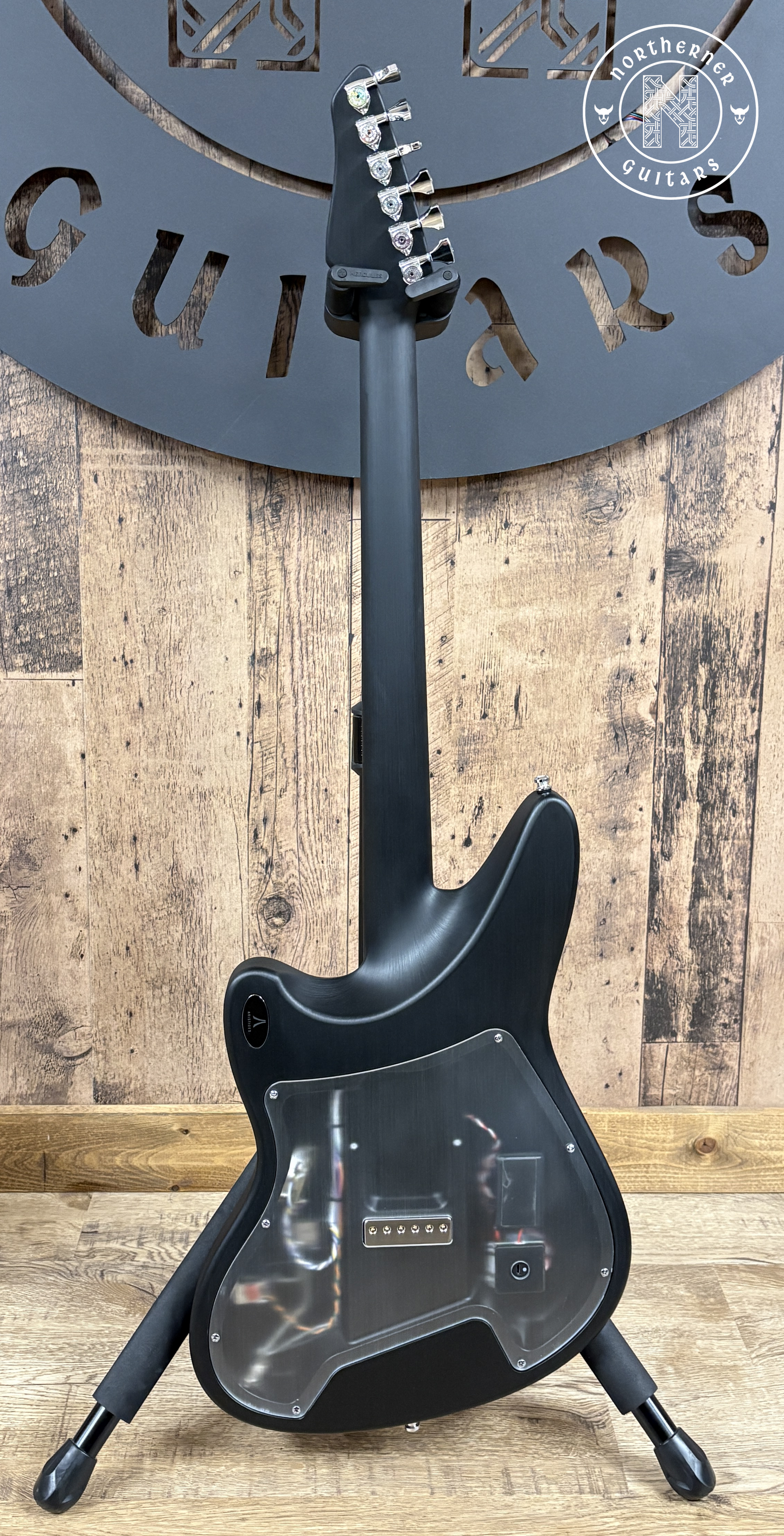 NEW Aristides STX6R Black