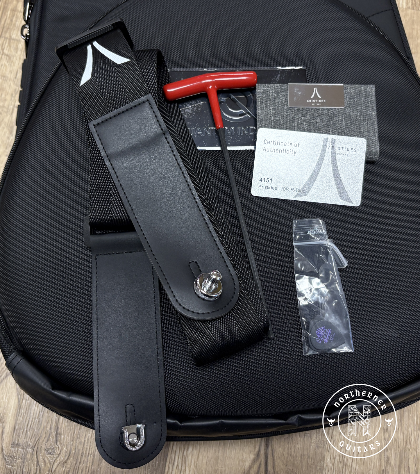 NEW Aristides T/0R Black