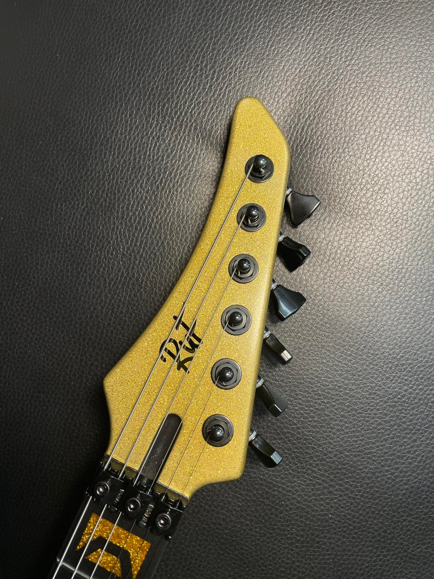 NEW Ruf Guitars Euler 6 2026 Gold Sparkle w/ Sustainiac
