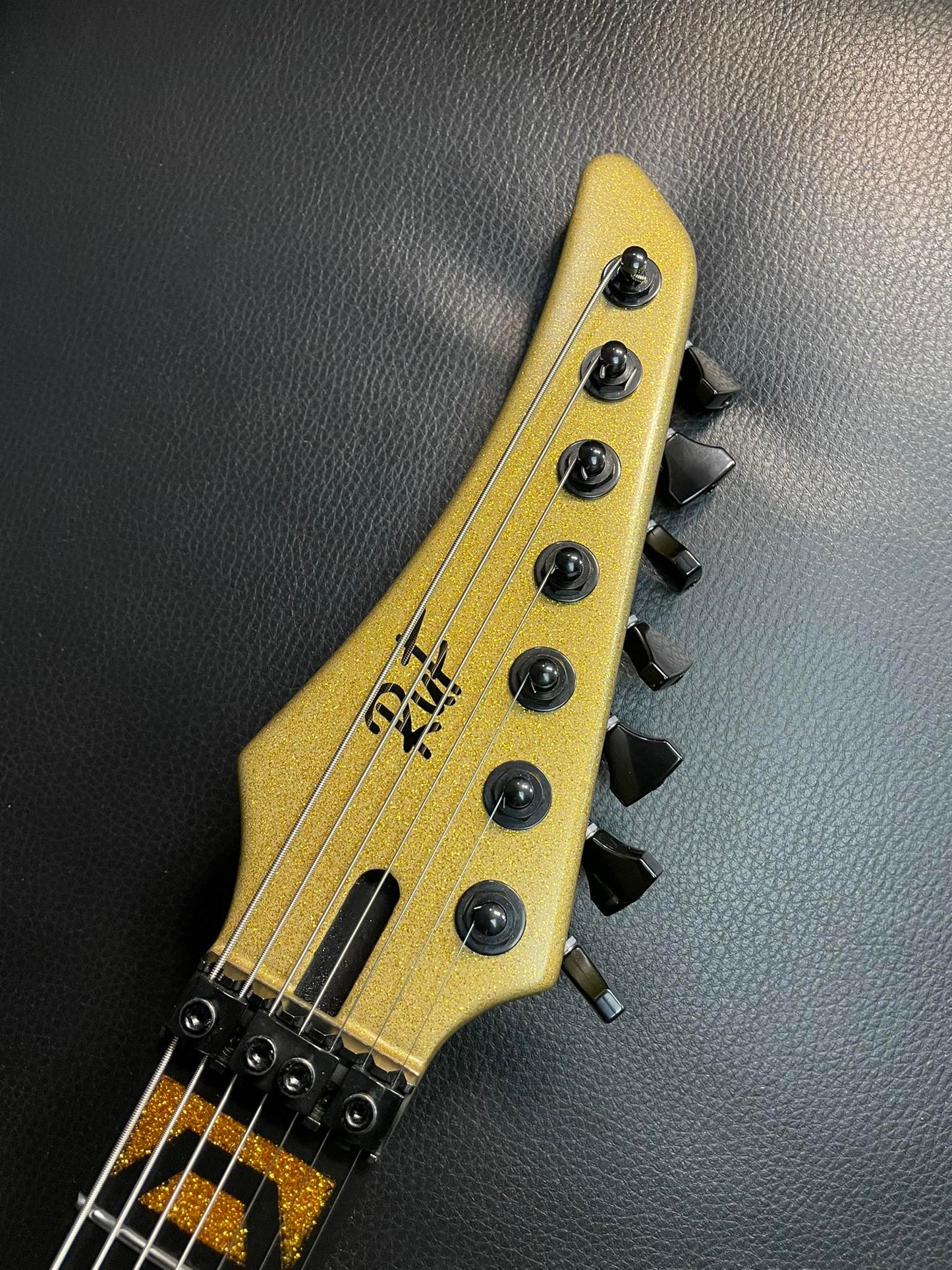 NEW Ruf Guitars Vinci 7 2026 Gold Sparkle w/ Sustainiac