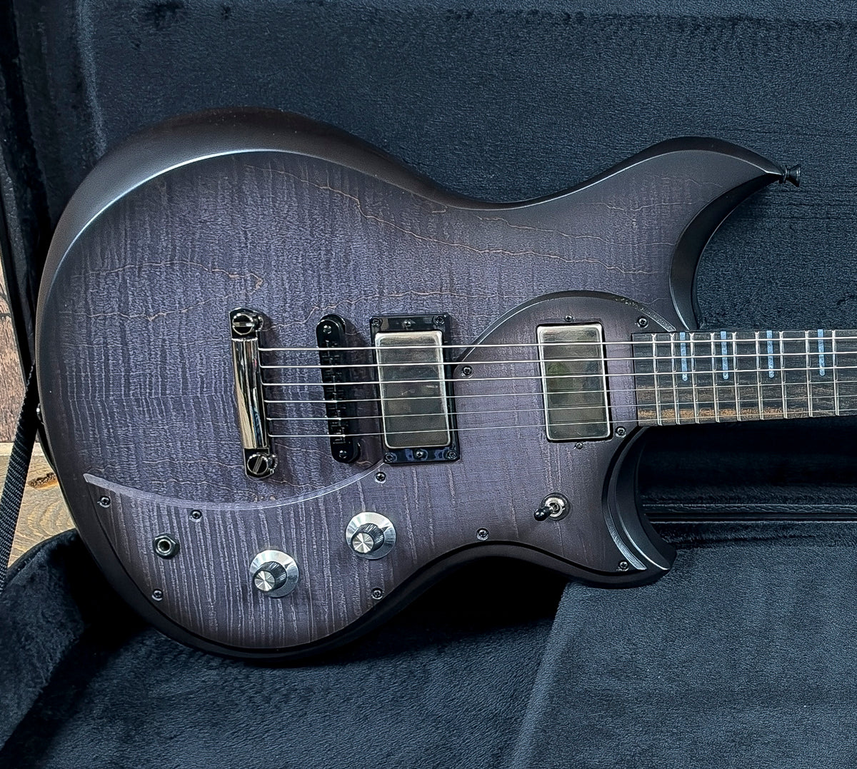 NEW Dunable Cyclops Deluxe Charcoal Flame Maple (#2)