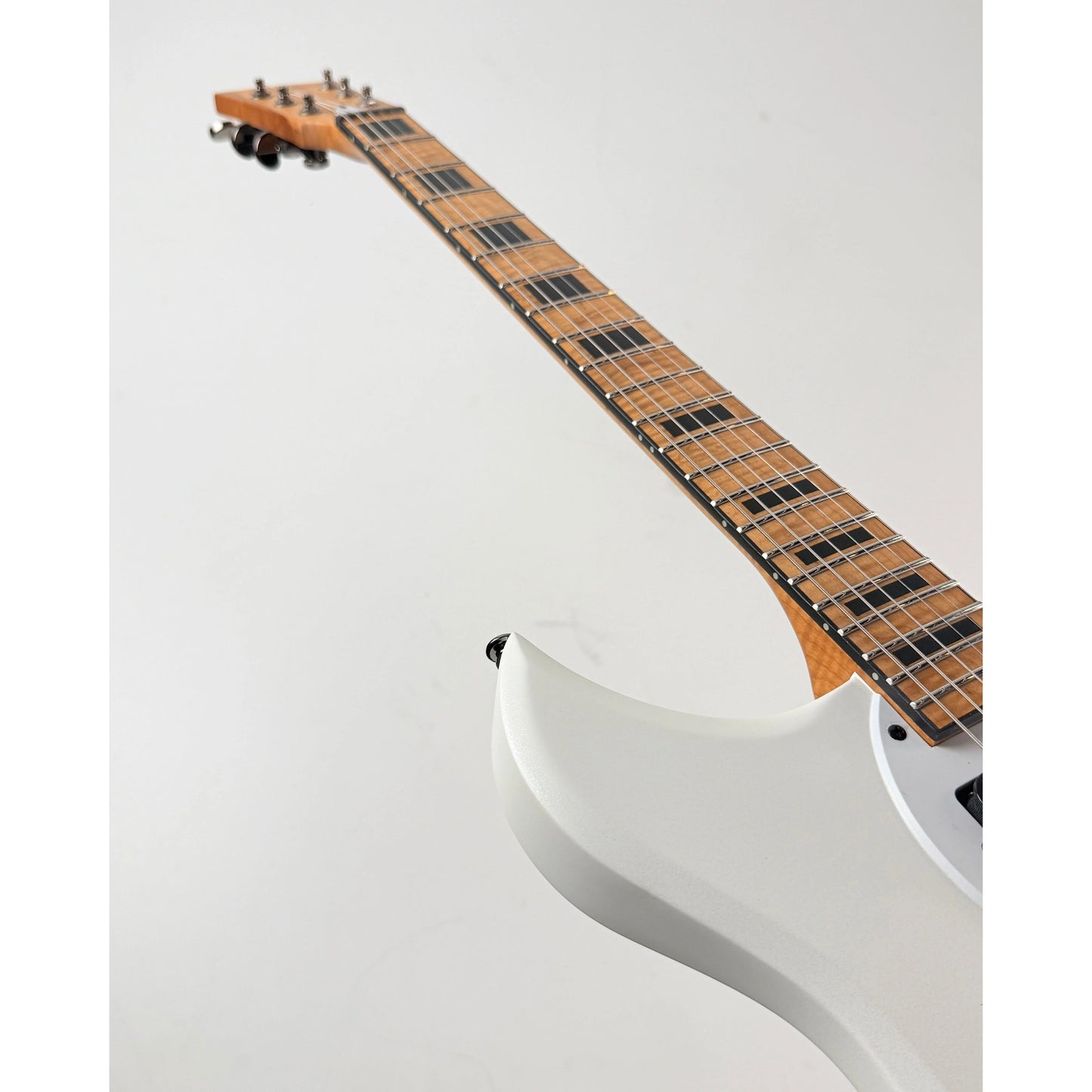 NEW Dunable DE Cyclops Matte Pearl White w/ Roasted Flame Maple Neck
