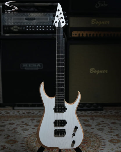 PRE-ORDER Skervesen Velociraptor 6 White Swamp Ash