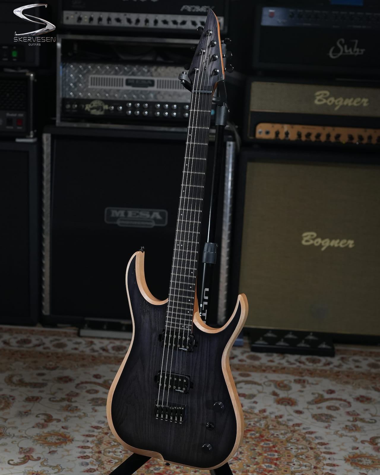 PRE-ORDER Skervesen Velociraptor 6 Black Swamp Ash