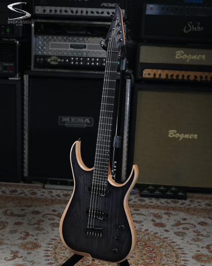 PRE-ORDER Skervesen Velociraptor 6 Black Swamp Ash