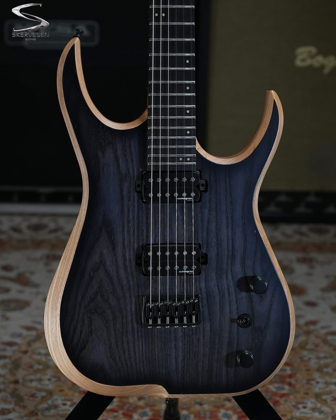 PRE-ORDER Skervesen Velociraptor 6 Black Swamp Ash
