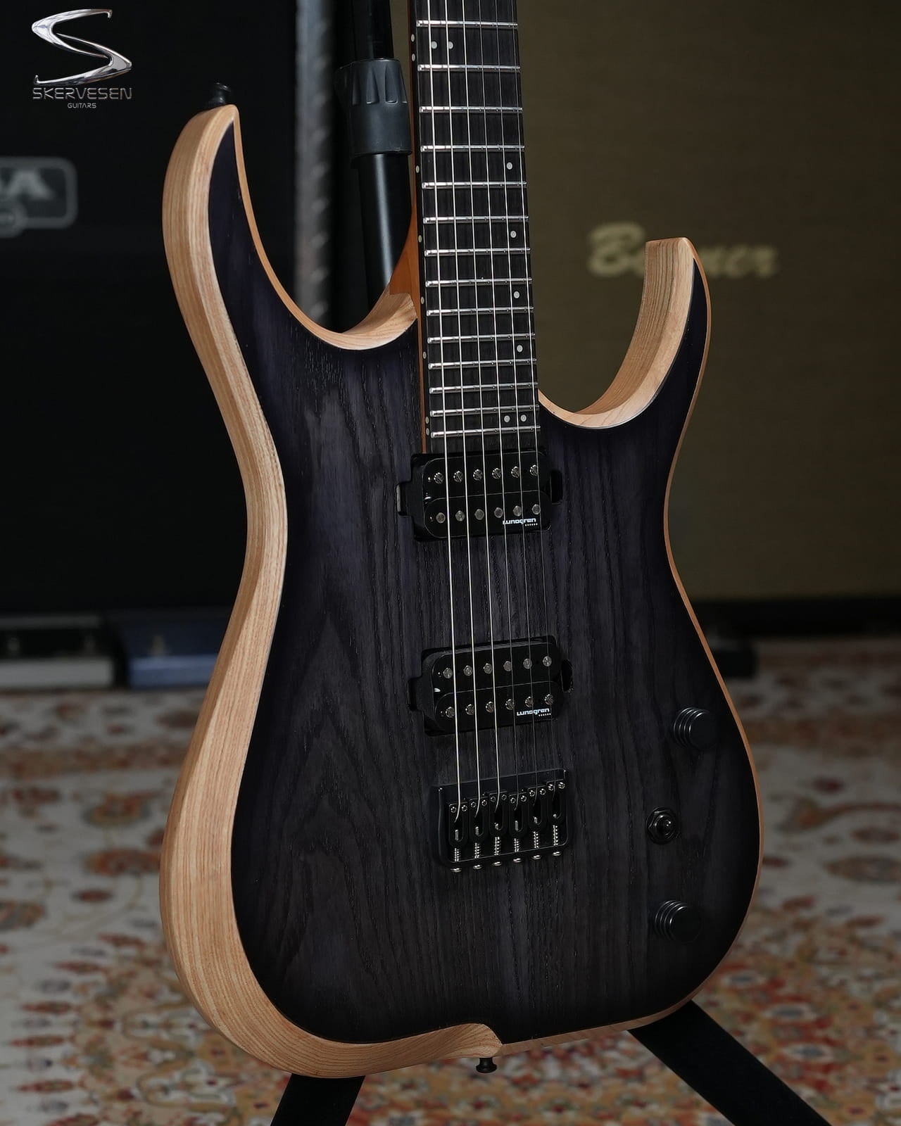 PRE-ORDER Skervesen Velociraptor 6 Black Swamp Ash